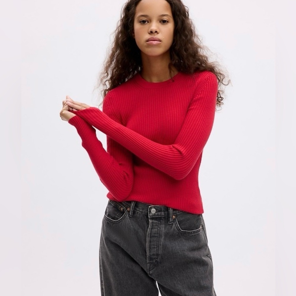 GAP Crew Neck Red Ribbed Knit Sweater, Long Sleeve, Fitted, Soft, Size M, NWT